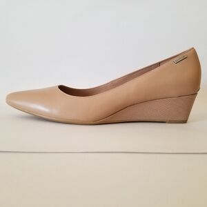 Calvin Klein Wedge Women Size 10